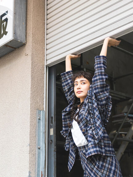 BETTY’S BLUE チェックストール（レッド/ネイビー）｜BETTY'S BLUE（ベティーズブルー）通販