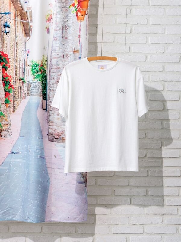 セール】 【60周年アニバーサリー】キャラクターTシャツ Te chichi