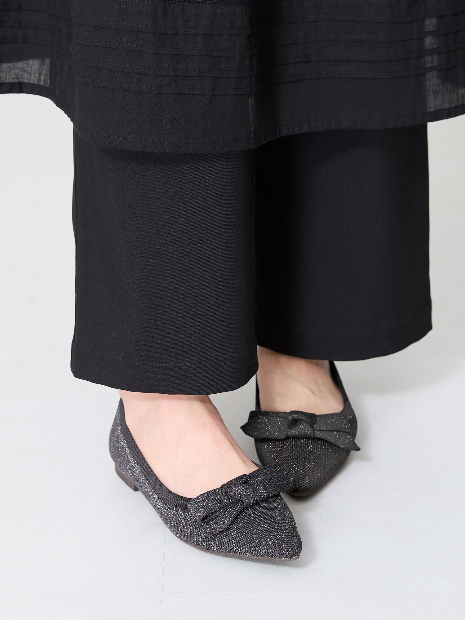 セール】 ラメニットリボンパンプス（シルバー/ブラック/ブラウン