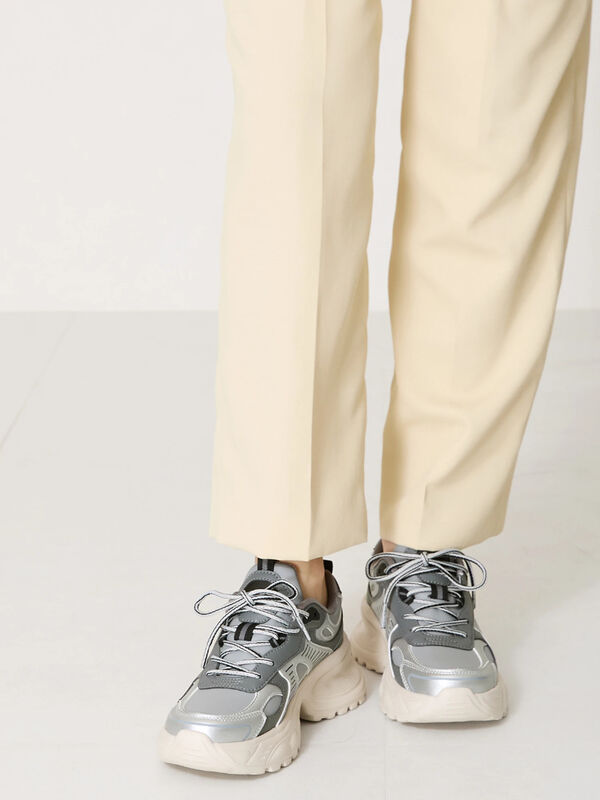 セール】 配色パーツダッドスニーカー（シルバー/ブラック