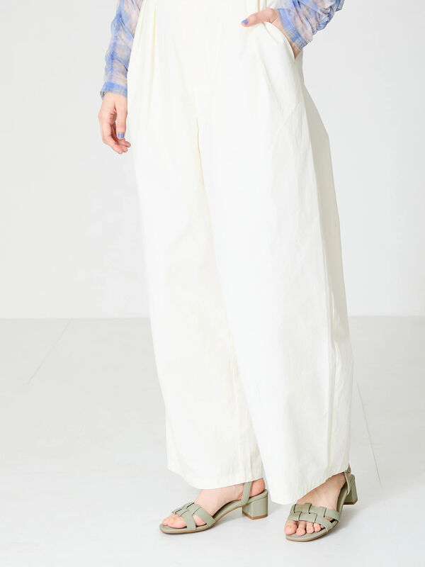【関税込み】Paris Texas グリーン Anja ヒールサンダル PARIS TEXAS Anja croc-effect leather knee boots | NET-A-PORTER