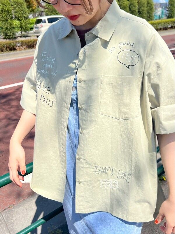 セール】 ロゴ刺繍入りオーバーシャツ（ベージュ/カーキ/ブルー