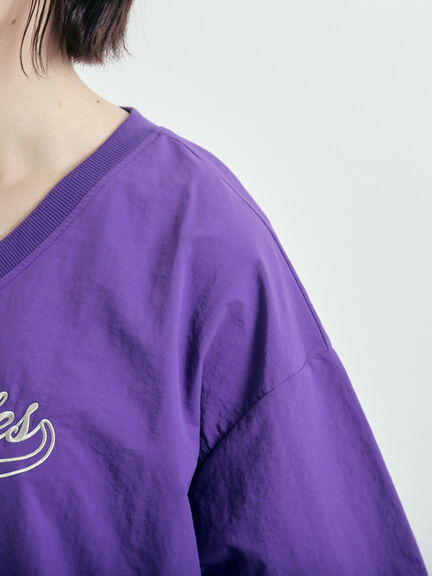 ロゴ刺繍Vネック布帛Tシャツ（オフホワイト/ネイビー/パープル）｜SM2（エスエムツー）通販