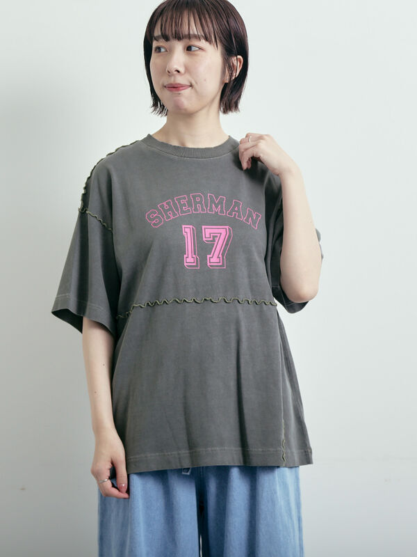 セール】 ピグメント加工メロー切替ロゴプリントTシャツ（オフホワイト