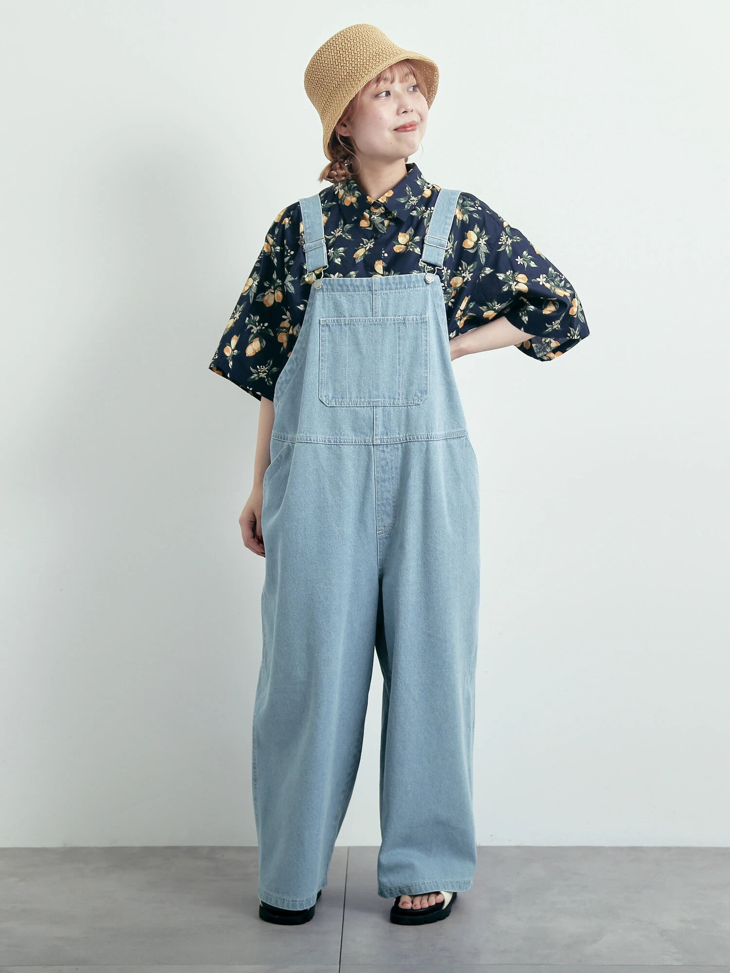 01_001.jpg?img_width=750