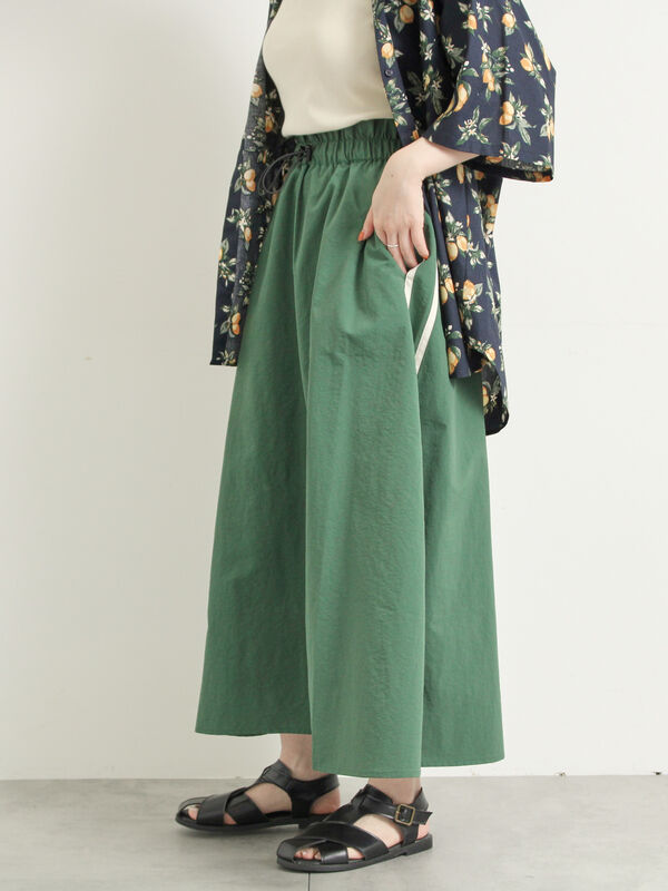 セール】 ナイロンサイドラインギャザースカート（オフホワイト/カーキ