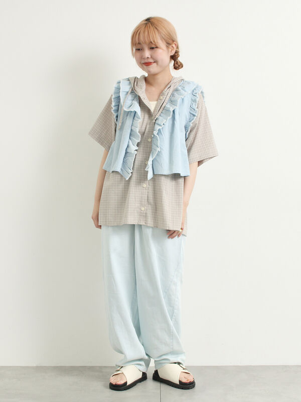 セール】 デニムフリルベスト（ブラック/サックスブルー/ブルー