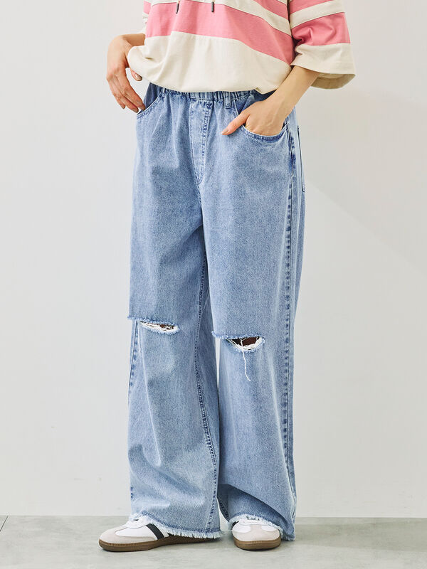 ネイビー h_t_m様 セール】 ダメージデニムイージーパンツ（オフホワイト/サックス