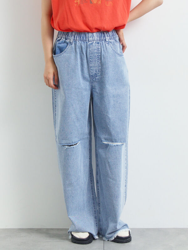 セール】 ダメージデニムイージーパンツ（オフホワイト/サックス