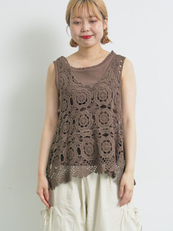 セール】 マシンクロシェ編みベスト（ブラック/ダークブラウン