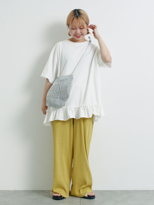 セール】 ピグメント加工裾フリルチュニックTシャツ（オフホワイト