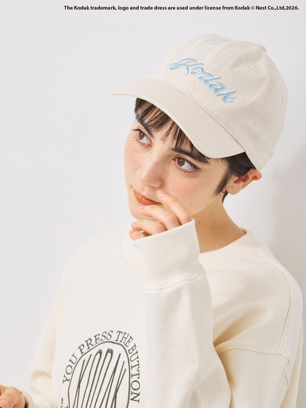 KODAK】ロゴ刺繍キャップ（ブラック/キナリ/アクセサリー/ハット・帽子