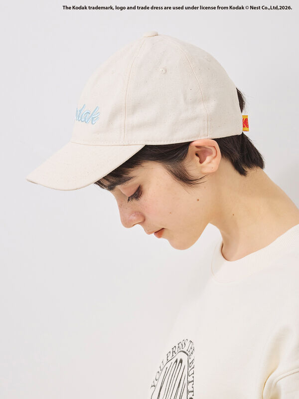 KODAK】ロゴ刺繍キャップ（ブラック/キナリ/アクセサリー/ハット・帽子