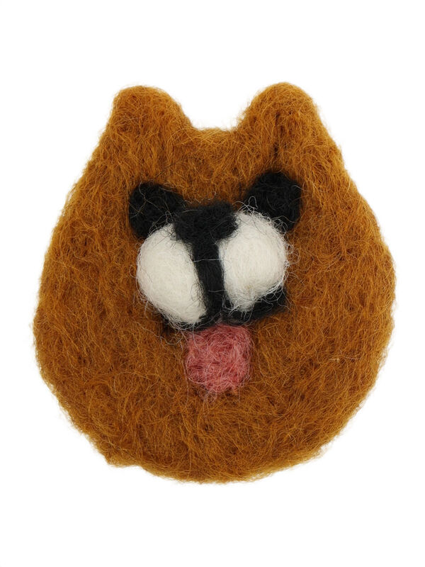 手作り茶色いぬいぐるみ ねこいぬフェルトブローチ（オフホワイト/チャコールグレー/ブラック
