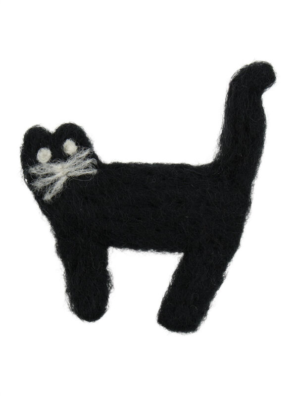 アニマルフェルトブローチ（オフホワイト/グレー/ブラック